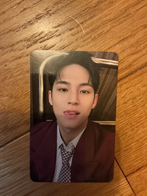 SPILL THE FEELS CARAT Ver.