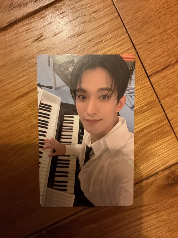 17 IS RIGHT HERE WEVERSE