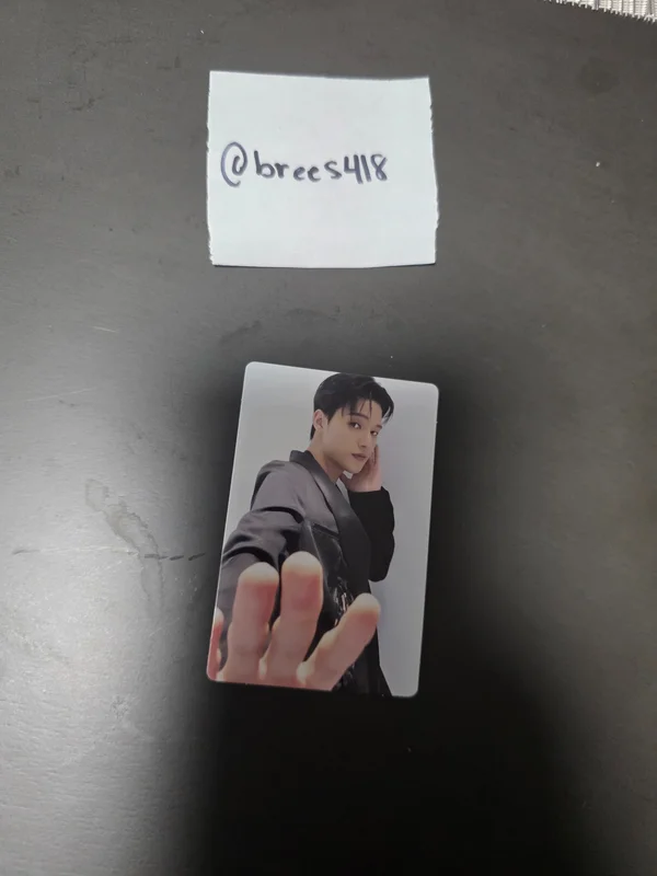 GOLDEN HOUR : Part.1 US Exclusive