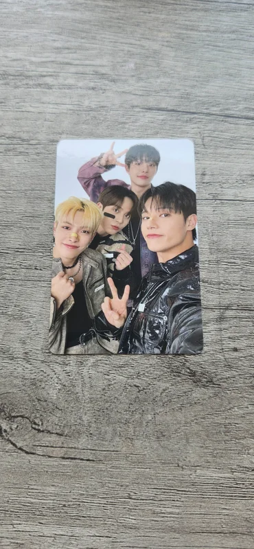 DICON VOLUME N18 ATEEZ : verythingz