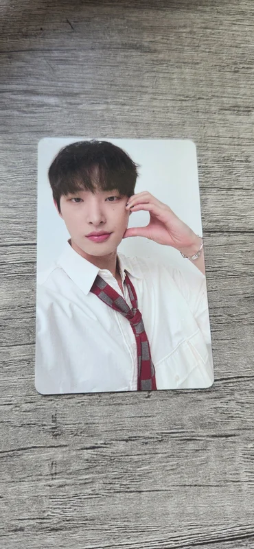 DICON VOLUME N18 ATEEZ : verythingz