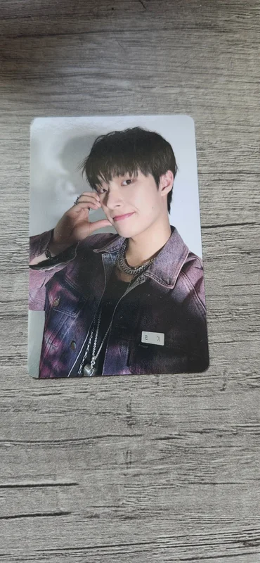 DICON VOLUME N18 ATEEZ : verythingz