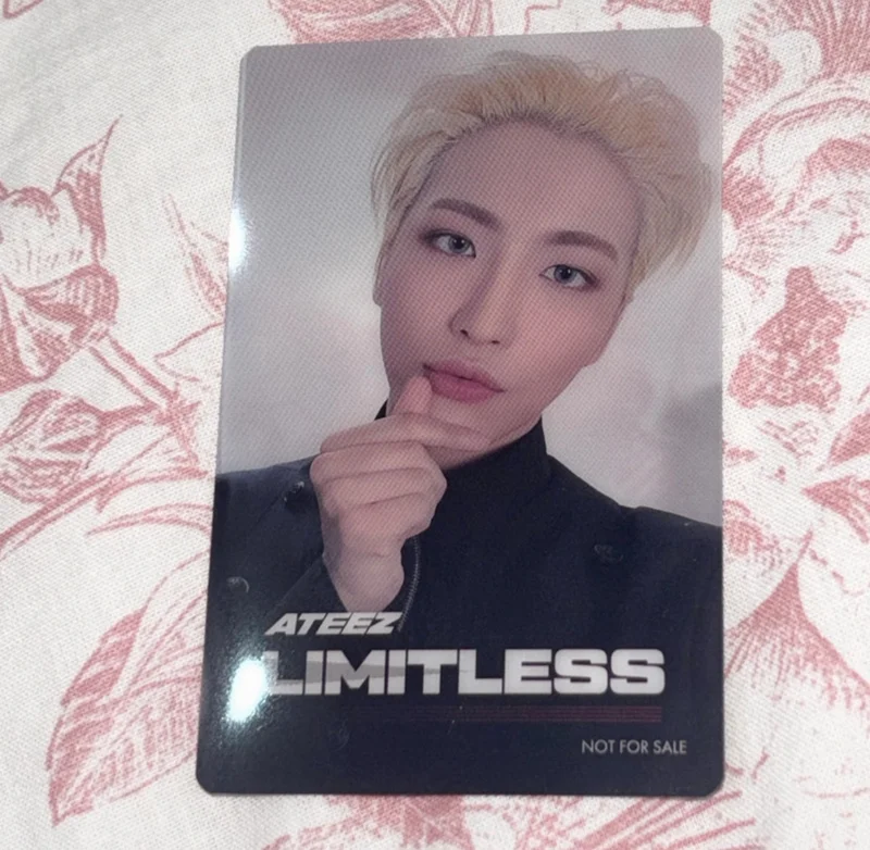 {Ateez} Seonghwa Linitless Photocard
