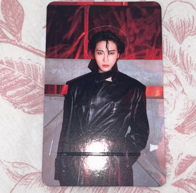 {ATEEZ} Seonghwa The World Ep Fin standee