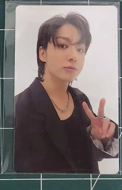 GOLDEN Live On Stage SPECIAL GIFT