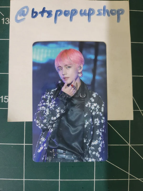 BTS WORLD TOUR 'LOVE YOURSELF' SEOUL DVD