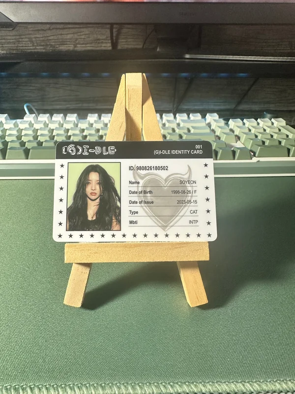 I feel Cat Ver. FIRST PRESS
