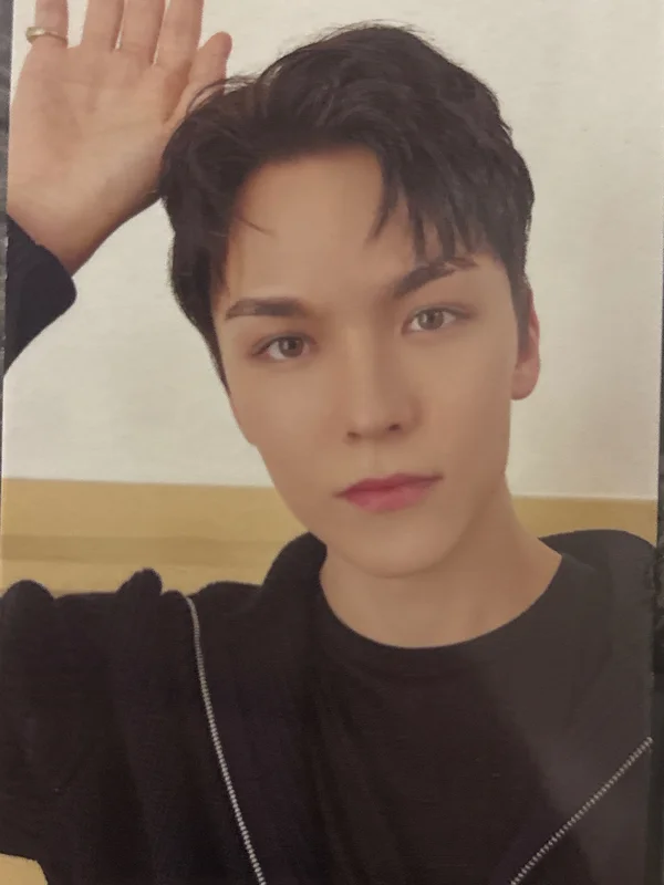 SEVENTEEN 2024 SEASON'S GREETINGS
