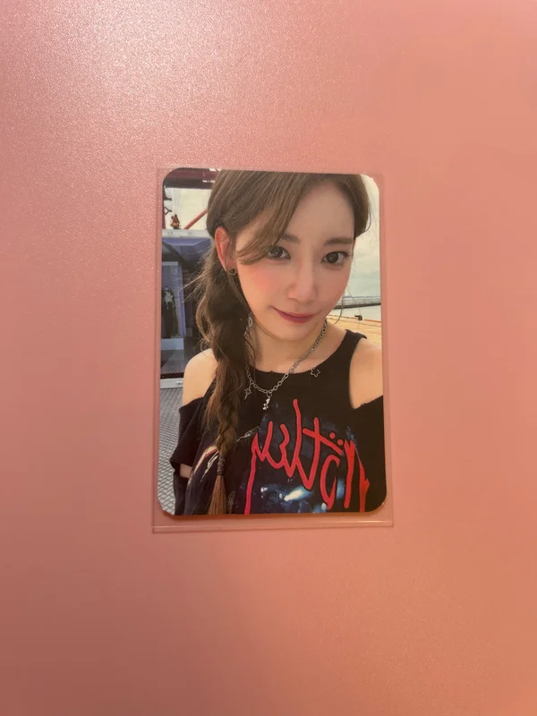 ANTIFRAGILE Weverse Albums Ver.