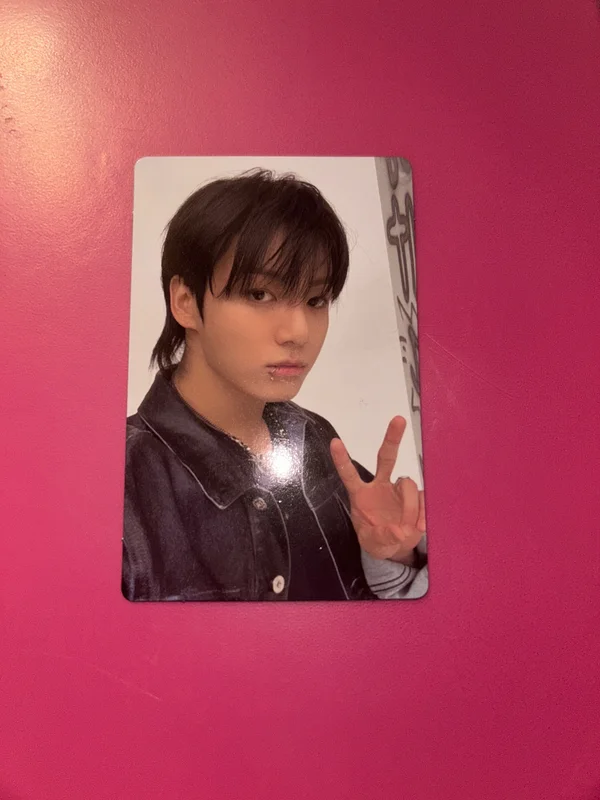 Jungkook Golden album Photocard