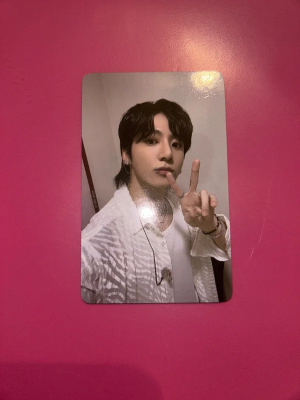 Jungkook Golden Soundwave LD