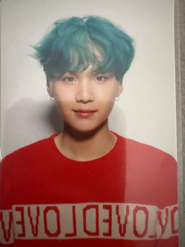 LOVE YOURSELF 'Her' like new