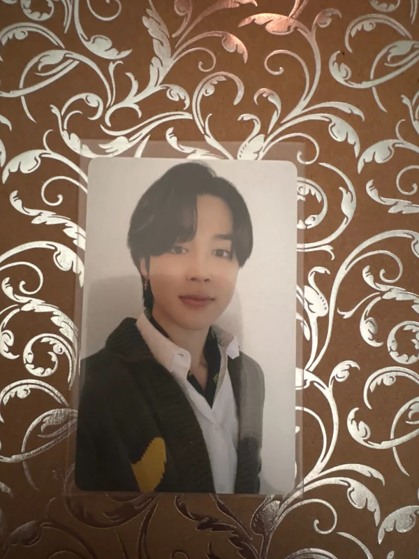 DICON PHOTOCARD 101 : CUSTOM BOOK / BEHIND BTS since 2018 (2018-2021 in USA)