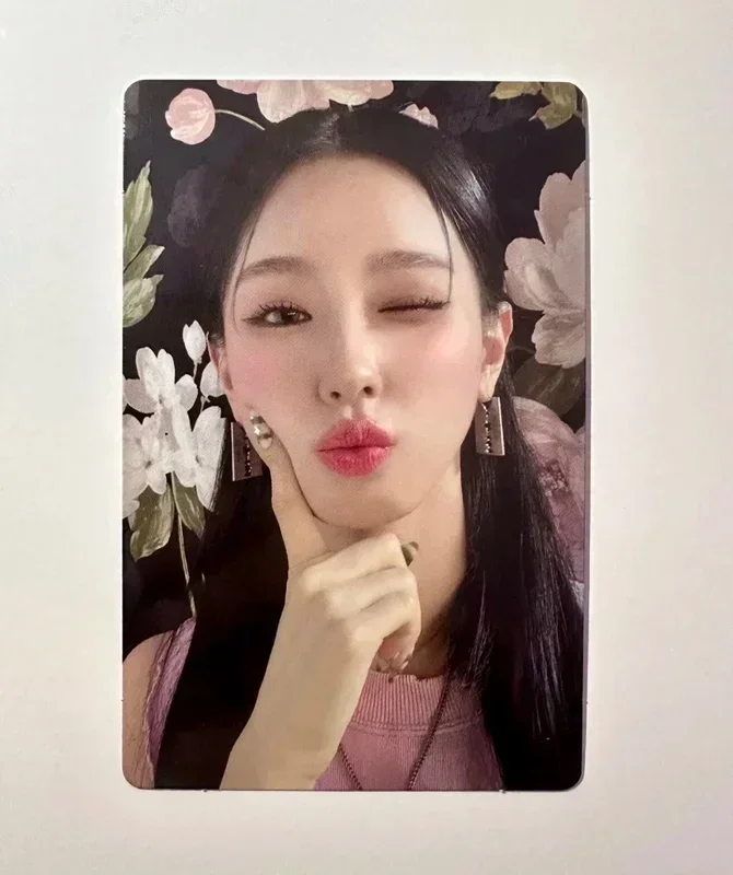 Miyeon HEAT FLARE VER.