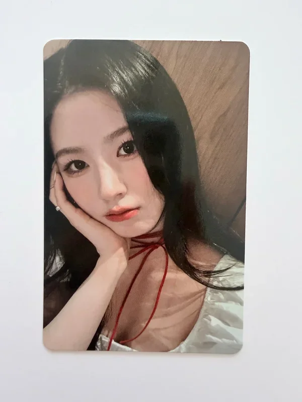 Miyeon (G)I-DLE KLAXON POP-UP RANDOM PHOTO CARD SET
