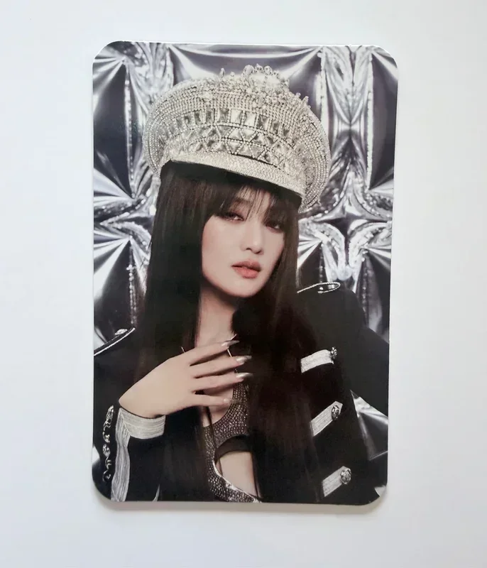 Minnie LINE FRIENDS (G)I-DLE Super Lady POP-UP Photo Card set 2VER.