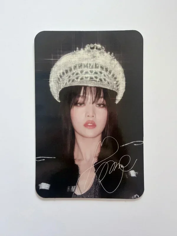 Minnie LINE FRIENDS (G)I-DLE Super Lady POP-UP Photo Card set 2VER.