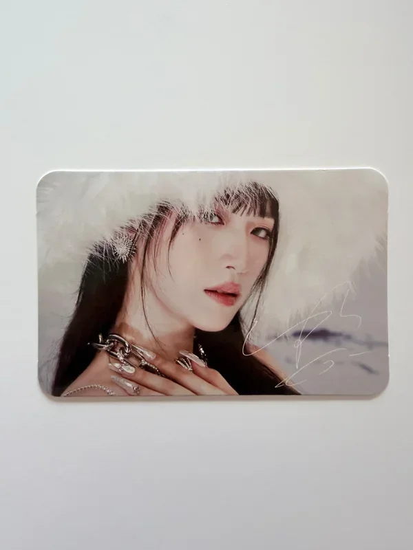 Shuhua LINE FRIENDS (G)I-DLE Super Lady POP-UP Photo Card Set 1 VER.