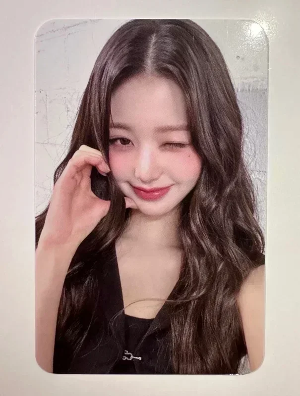 Wonyoung IVE SWITCH SOUND WAVE