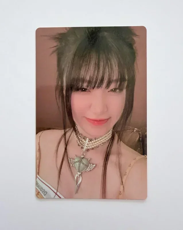 Shuhua I SWAY POCAALBUM Ver.