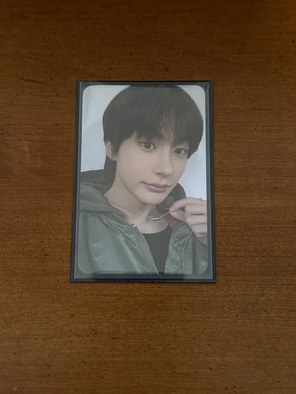 ANTON ARTIST BIRTHDAY MINI CAKE HOLDER