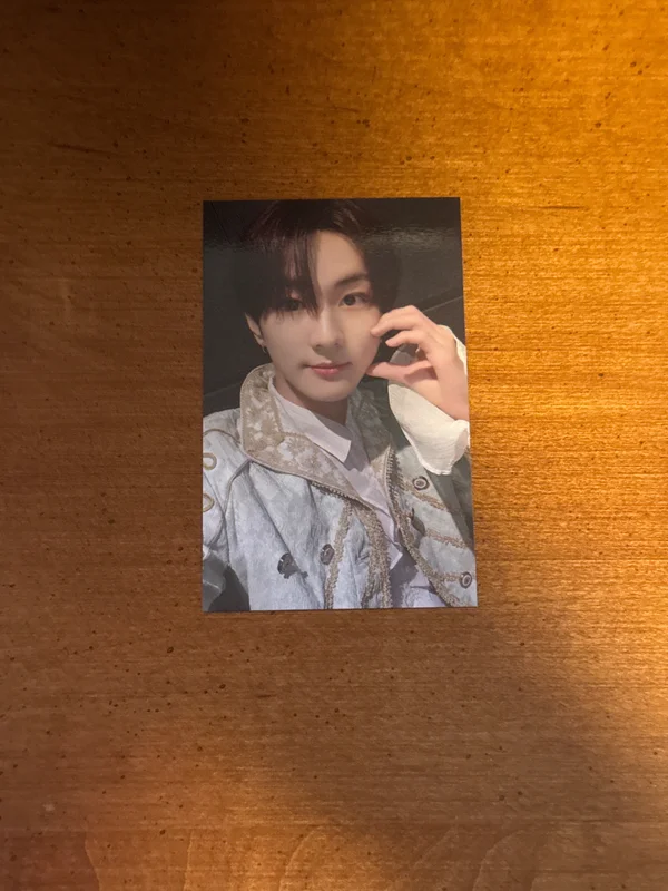 ENHYPEN WORLD TOUR FATE PLUS IN SEOUL Zip-Up Hoodie