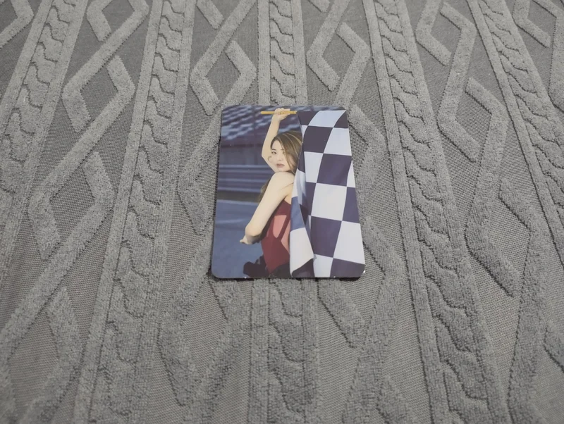 Huh Yunjin Fearless Synnara POB