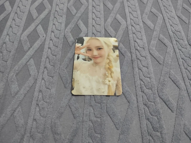 Hyojung Seasons Greetings 2024 Photocard