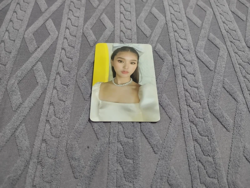 Mimi Golden Hourglass Light Ver Photocard