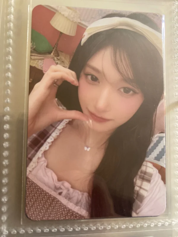 2026 SEASON'S GREETINGS [ATELIER IVE]