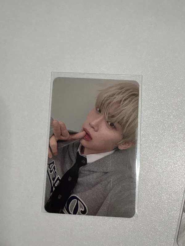 2026 SEASON'S GREETINGS [(0_1) World] KTOWN4U