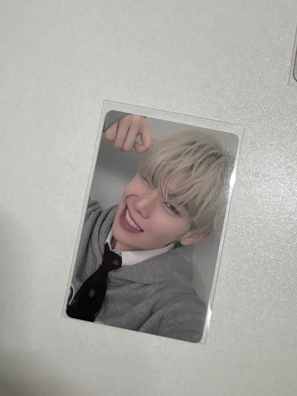 2026 SEASON'S GREETINGS [(0_1) World] Plus Chat Shop