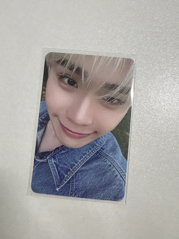 NEVER SAY NEVER PHOTOBOOK Ver. ORDINARY Ver.