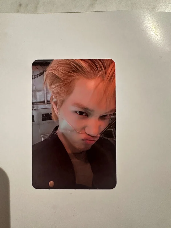 DON'T FIGHT THE FEELING Photo Book Ver.2