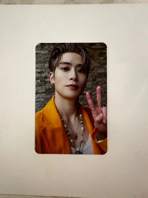 2 Baddies Photobook Ver. US ver.