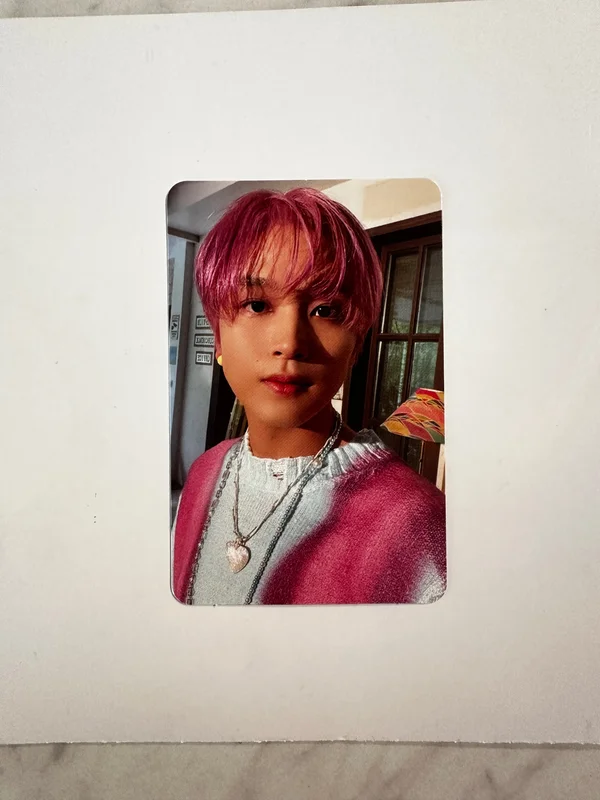 2 Baddies Photobook Ver. US ver.