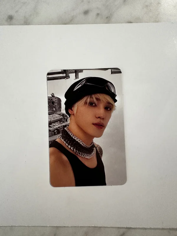 2 Baddies Photobook Ver. FASTER Ver.