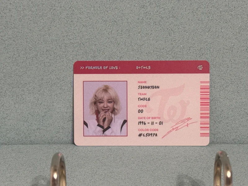 Formula of Love: O+T=<3 SCIENTIST ID CARD
