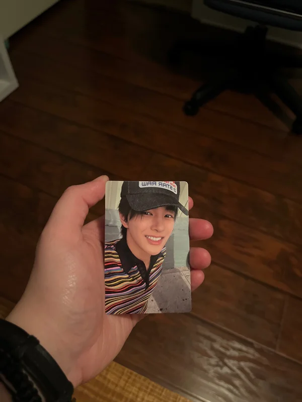 COLOR OUTSIDE THE LINES Scene 1 ver.