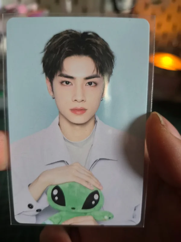 2025 SEASON'S GREETINGS