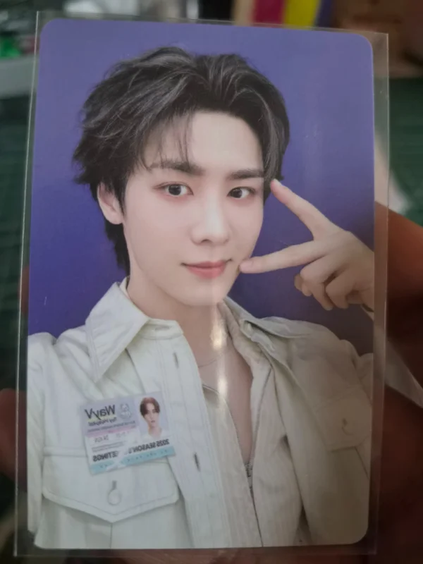 2025 SEASON'S GREETINGS