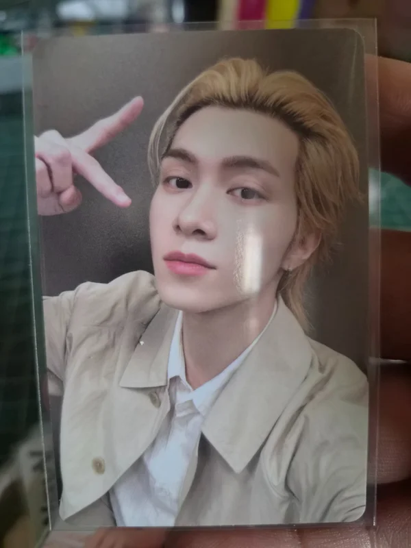 2025 SEASON'S GREETINGS