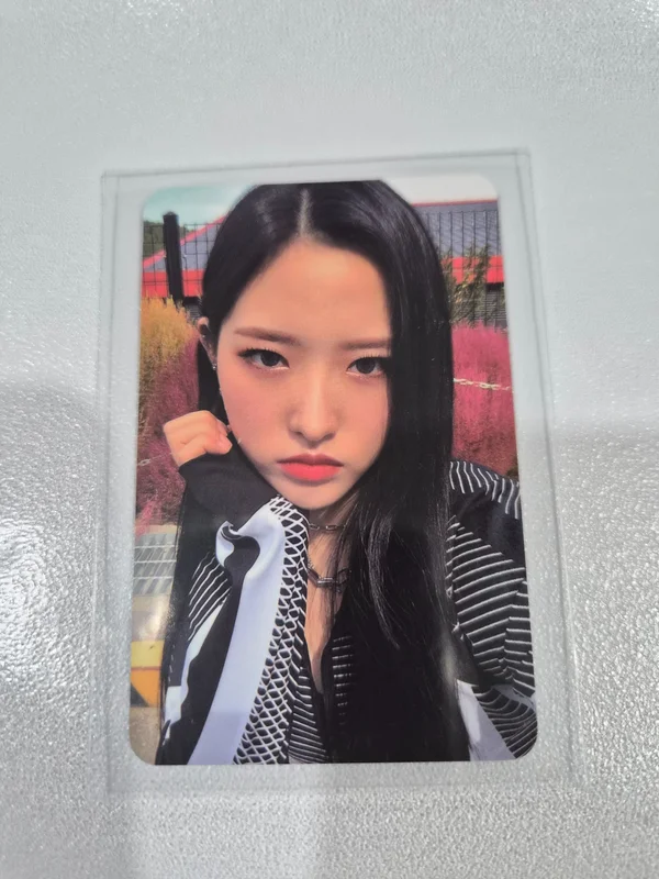 LOONATHEWORLD : Midnight Festival Photocard Set