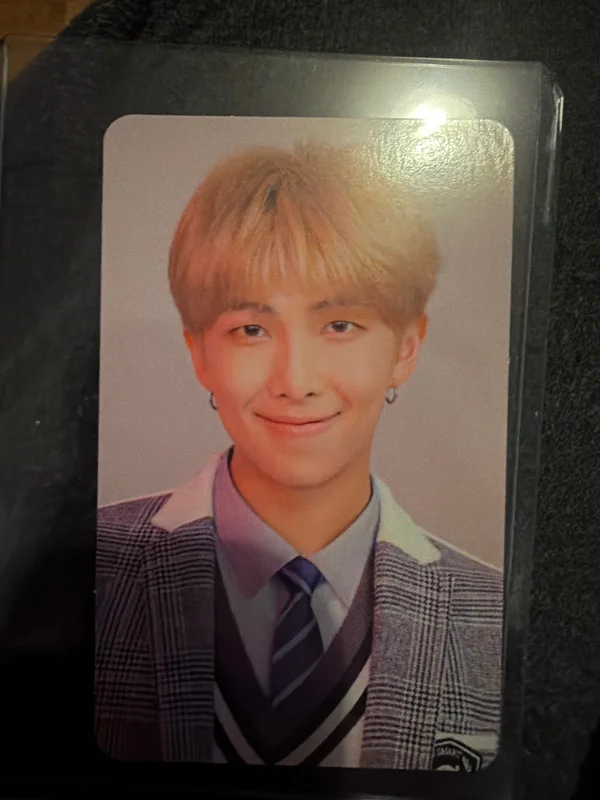 LOVE YOURSELF 'Answer'