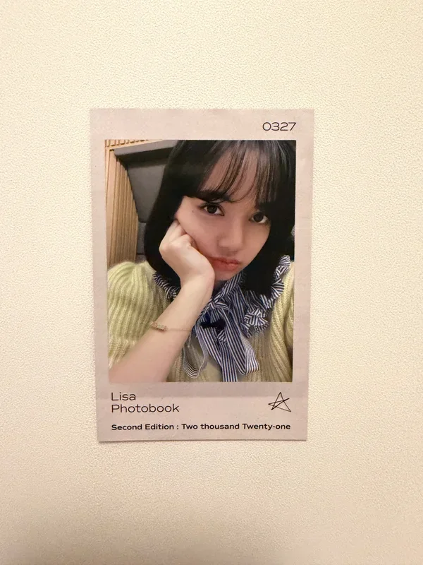 LISA 327 PHOTOBOOK Vol. 2 YG SELECT