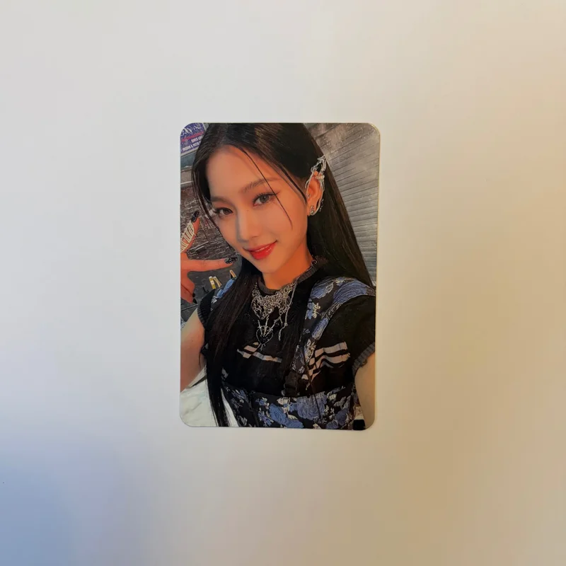 Young-Luv.Com Jewel Case Ver.