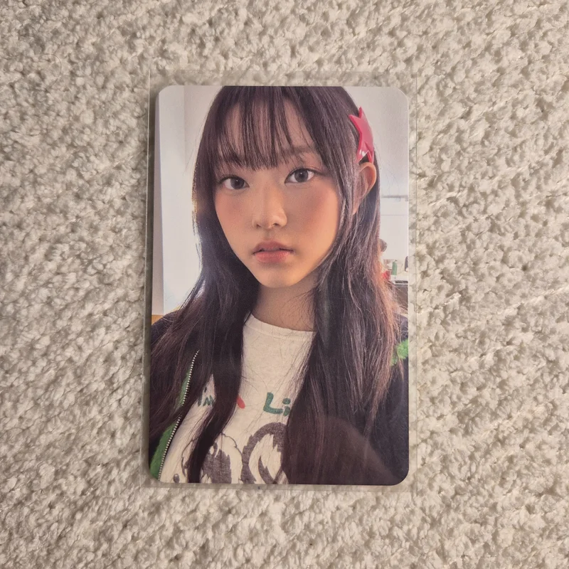 NewJeans 2024 SEASON'S GREETINGS