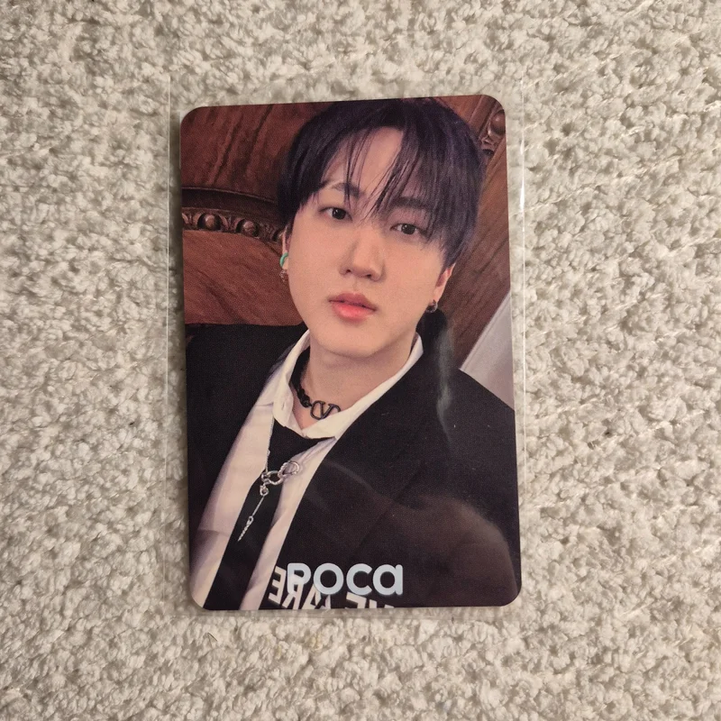 CHANGBIN ATE BINDER & PHOTOCARD SET