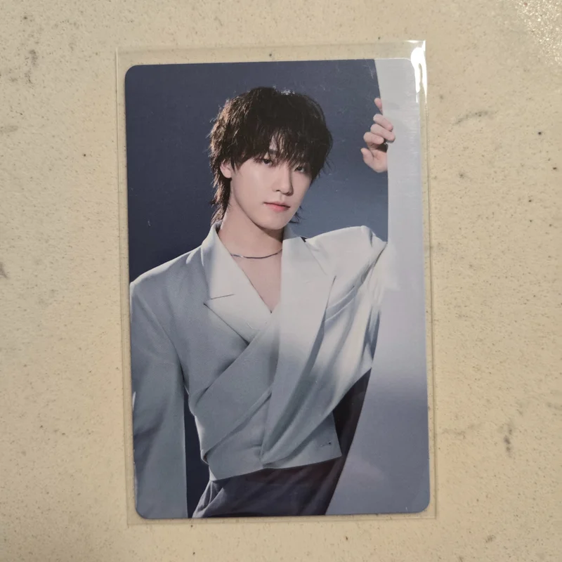 SEVENTEEN WORLD TOUR [NEW_] Trading Card Set