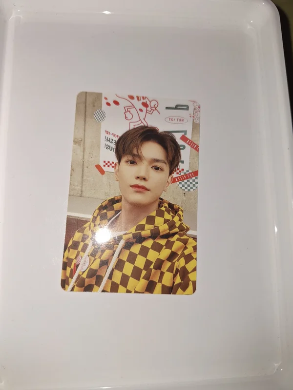 taeyong season greeting